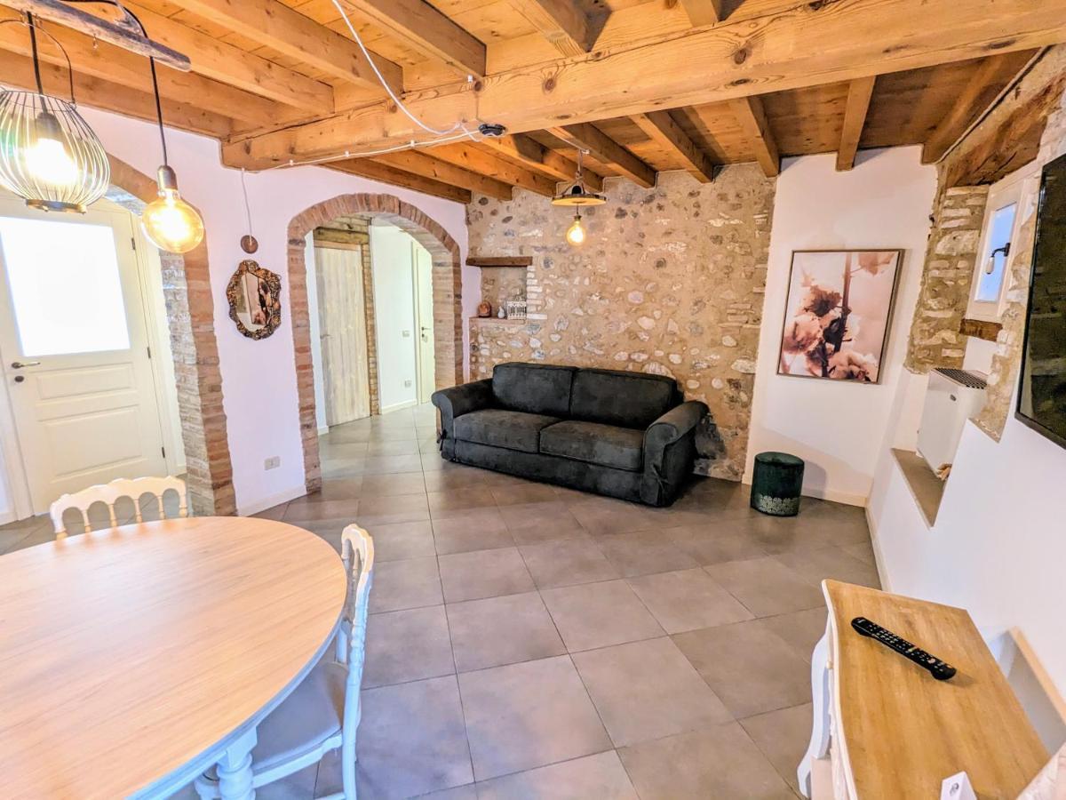 Casal Del Pigno Bed & Breakfast Peschiera del Garda Exterior photo